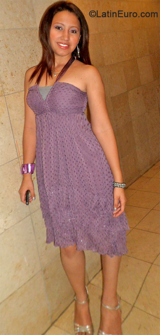 Date this young Nicaragua girl June from Tipitapa NI162