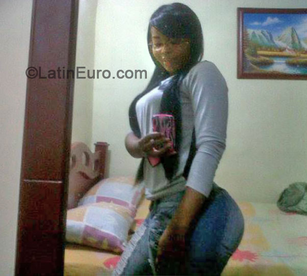 Date this passionate Colombia girl Marisol from Cali CO25582