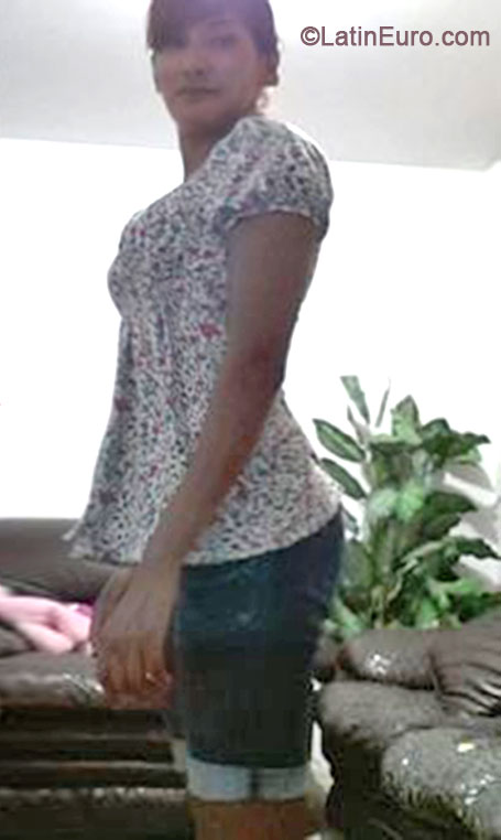 Date this foxy Peru girl Maria Teresa from Lima PE874