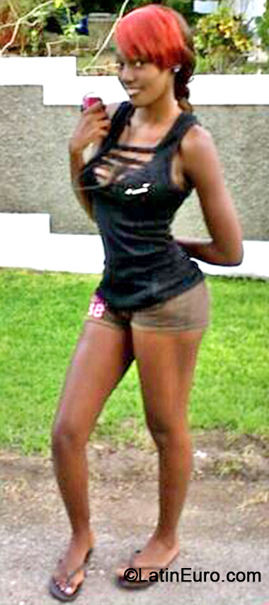 Date this charming Jamaica girl Sabrina from Port Antonio JM1493