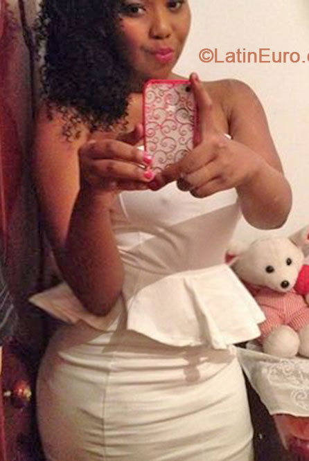 Date this cute Brazil girl Adriane teixeir from São Paulo BR8444