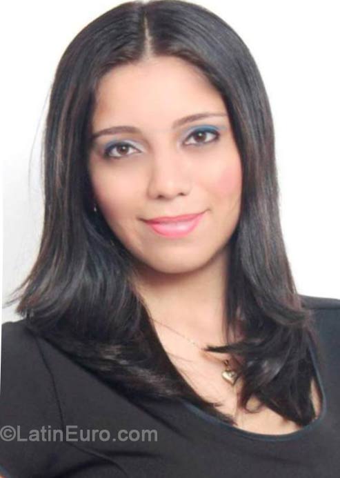 Date this good-looking Brazil girl Isabele from Belem BR8520
