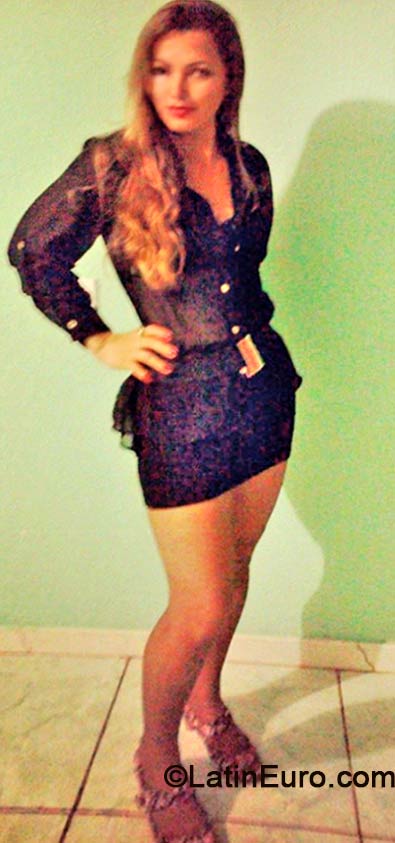 Date this tall Brazil girl Joela from Jaru BR8533