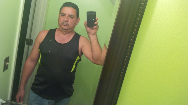 Date this stunning United States man El from Wilmington US14818