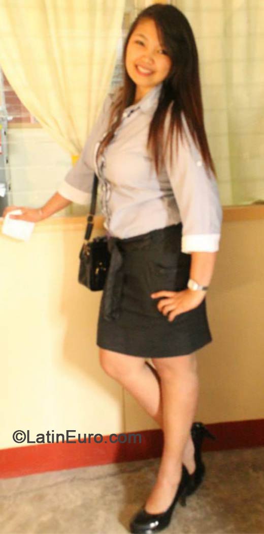 Date this delightful Philippines girl Maria Frances from Cebu City PH612