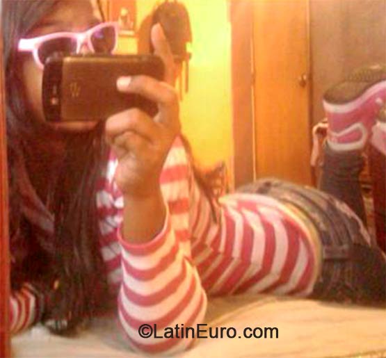 Date this pretty Venezuela girl Valle from Zulia VE152