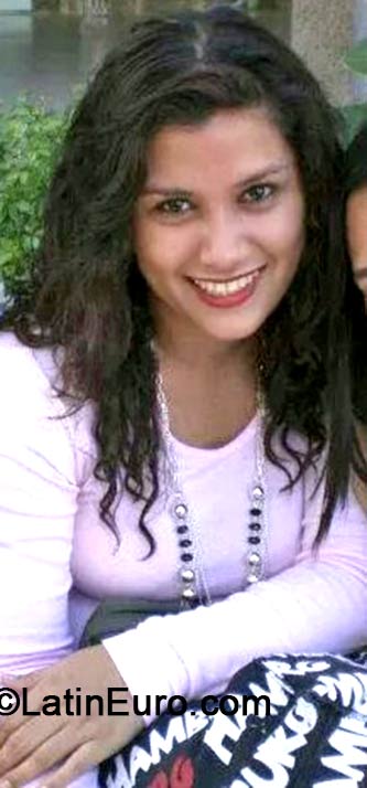 Date this attractive Philippines girl Rash from Cebu City PH614