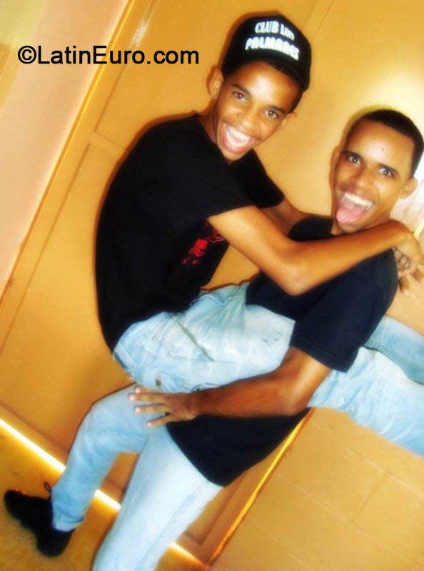 Date this passionate Dominican Republic man Anthonys from Santo Domingo DO18501