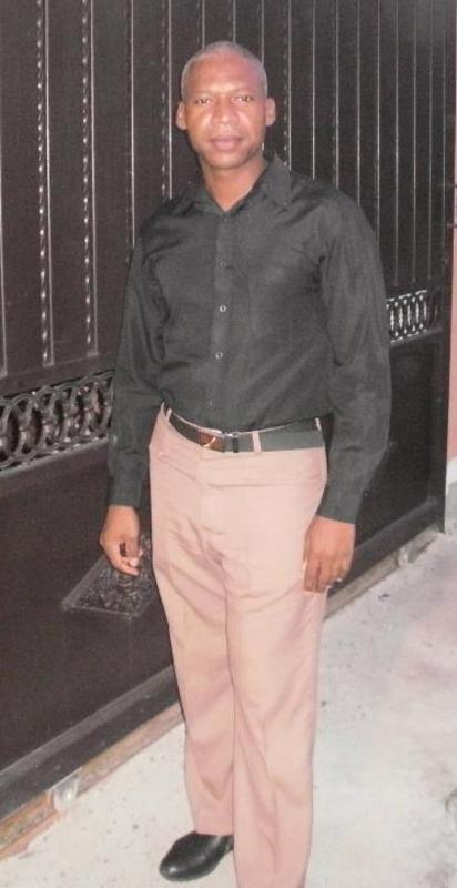 Date this stunning Dominican Republic man Roberto from Santo Domingo DO18531