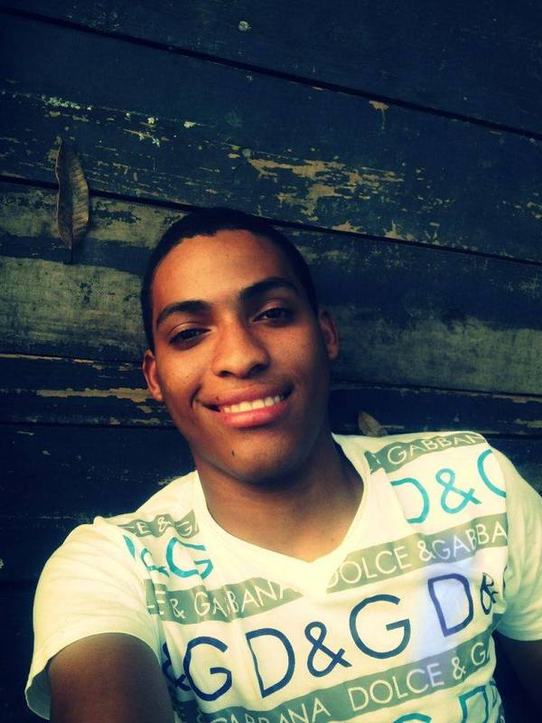Date this foxy Honduras man Jose gordon from La Ceiba HN934