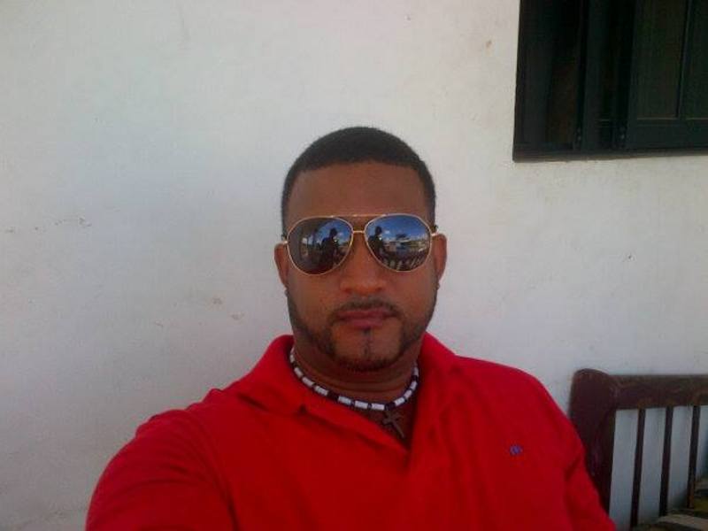 Date this happy Dominican Republic man Marcos ant. alm from Santiago De Los Caballeros DO18663