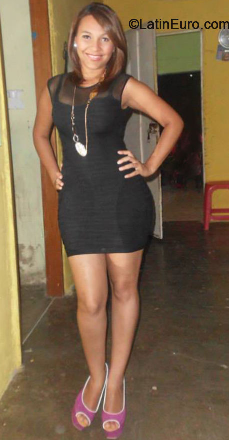 Date this funny Venezuela girl Vanessa from Maracaibo VE190
