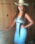 good-looking Honduras girl Karen from San Pedro Sula HN947
