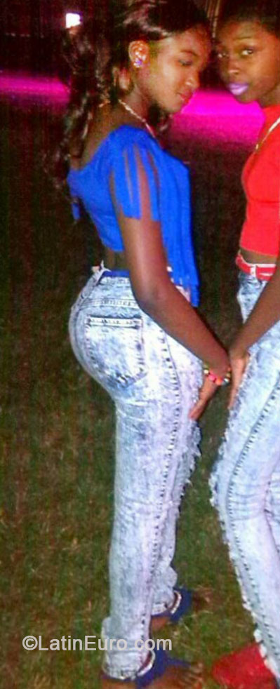 Date this pretty Jamaica girl Shantel from Kingston JM1644