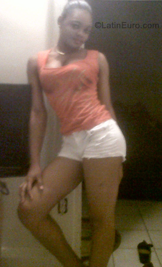 Date this tall Jamaica girl Brittney from Kingston JM1651