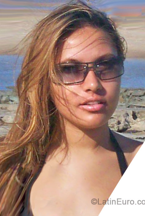 Date this good-looking Brazil girl Auranir from Fortaleza BR8767