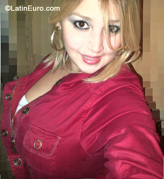 Date this cute Honduras girl Danny from Tegucigalpa HN996