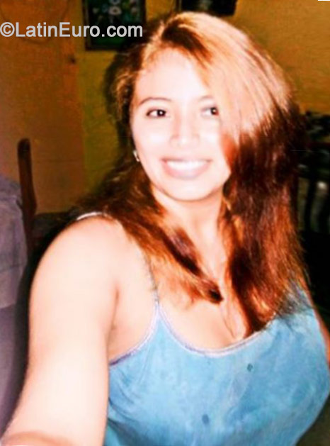 Date this lovely Panama girl Natalia Yohana from Panama PA425