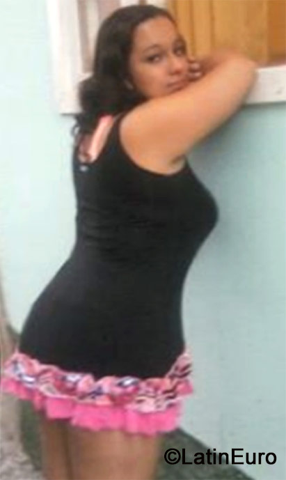 Date this attractive Brazil girl Luziane from Brusque BR8835