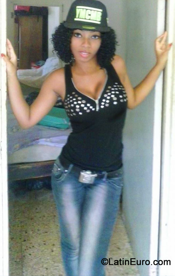 Date this athletic Jamaica girl Toni from Linstead JM1752