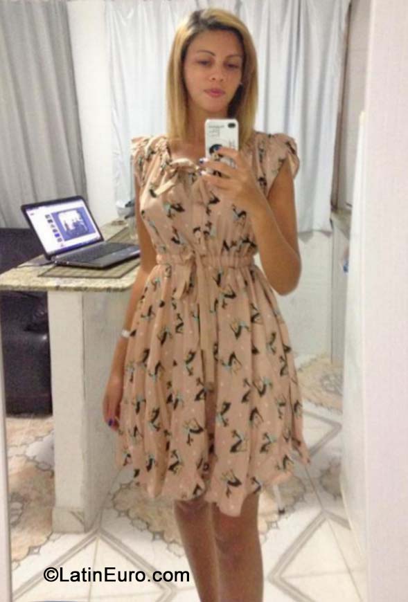 Date this gorgeous Brazil girl PrisBrasilRio from Rio De Janeiro BR8895