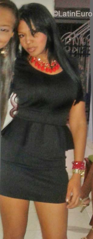 Date this voluptuous Brazil girl Liliana from Cartagena CO15702