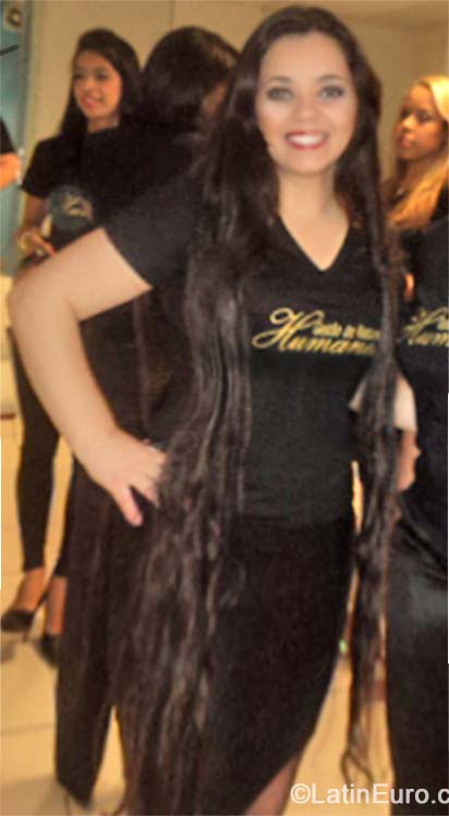 Date this voluptuous Brazil girl Daiana from Belo Horizonte BR8938