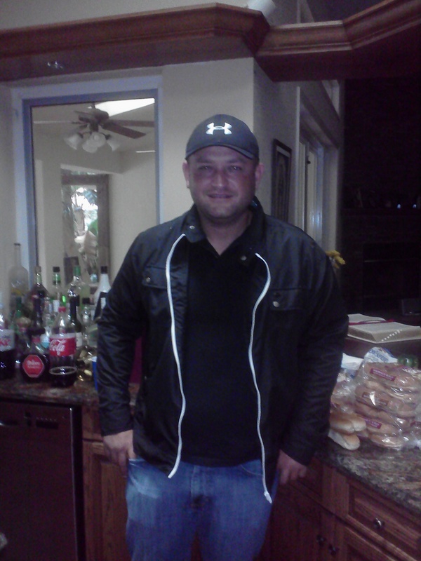 Date this nice looking Colombia man Giovanni from Pereira CO15994