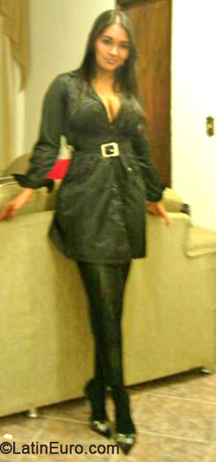 Date this passionate Brazil girl Fernanda from Belo Horizonte BR8977