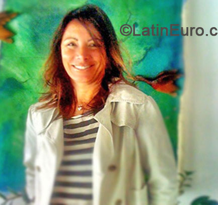 Date this exotic Germany girl Aninha08 from Munich DE353