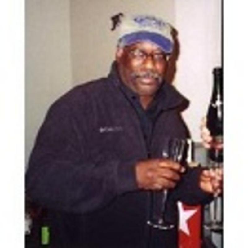 Date this tall Panama man Misanthrope from Boquete PA460