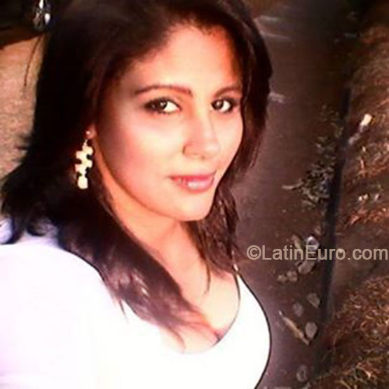 Date this cute Brazil girl Debora from Sao Paulo BR9030