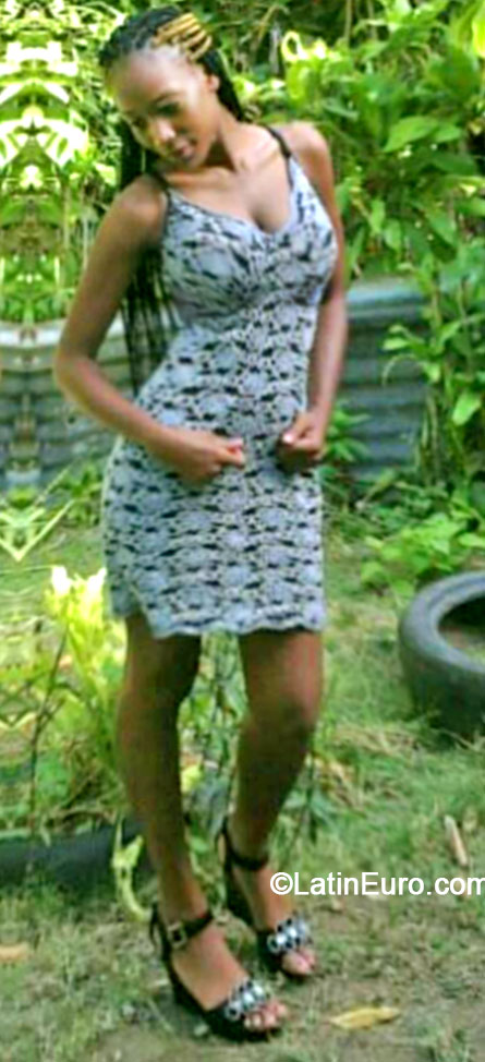 Date this sultry Jamaica girl Kadie-ann from Kinston JM1845