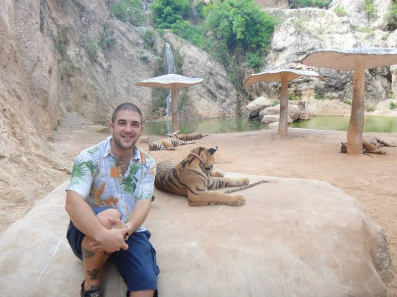 Date this voluptuous Brazil man Bestija from Salvador BR9064