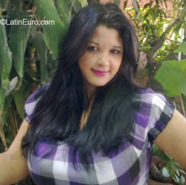 Date this foxy Honduras girl Susan from Tegucigalpa HN1218