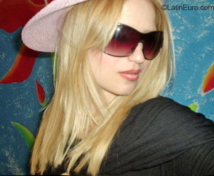 Date this fun Brazil girl Elaine from Sao Paulo BR9084