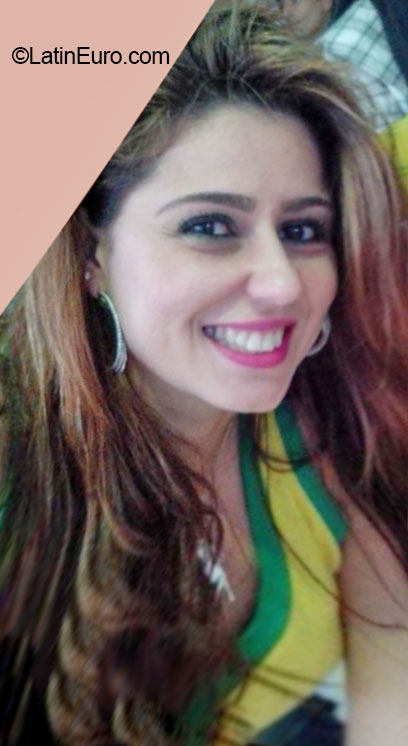 Date this gorgeous Brazil girl Elizangela34 from Agua Doce Do Norte BR9095