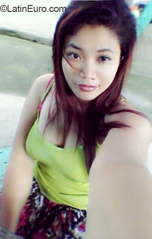 Date this beautiful Philippines girl Lordel from Calamba Laguna PH727