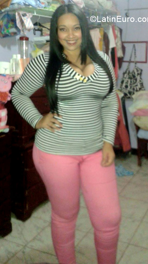 Date this lovely Venezuela girl Labella from Maracaibo VE331