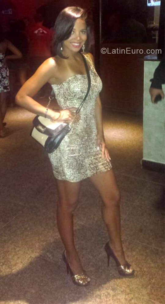 Date this young Brazil girl Samyra from Rio De Janeiro BR9129