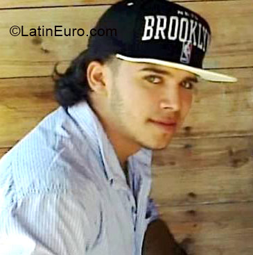Date this fun Dominican Republic man Jose luis from santiago DO20950