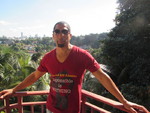 tall United States man Julian from Brooklyn US15803