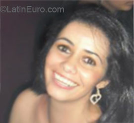 Date this good-looking Brazil girl Andrea from Sao Paulo BR9204