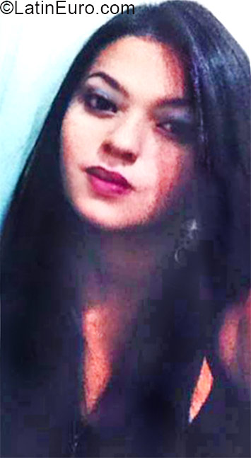 Date this pretty Brazil girl Ana Paula from Barueri BR9207