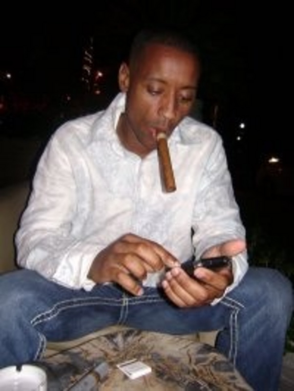 Date this happy United States man Kevin from Jacksonville US15896