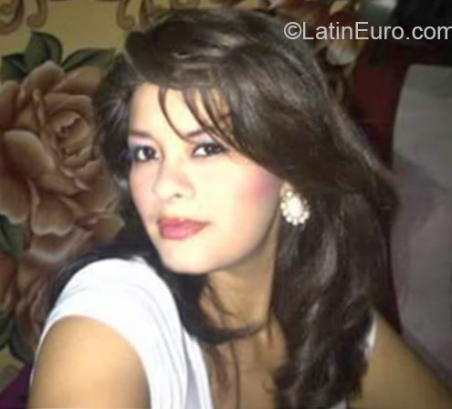 Date this cute Honduras girl Lourdes from San Pedro Sula HN1466