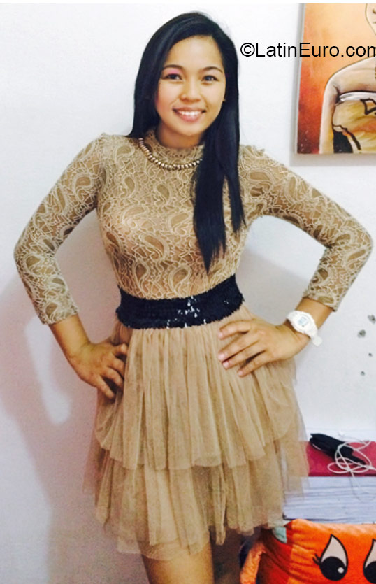 Date this delightful Philippines girl Jennifer from Manila PH759