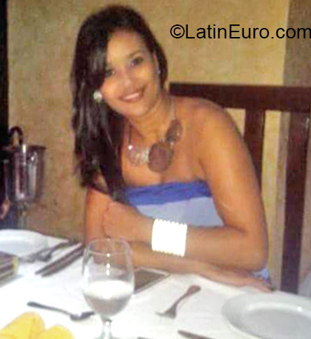 Date this exotic Honduras girl Karen from La Ceiba HN1483