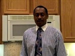 stunning United States man Robert from Los Angeles US15979