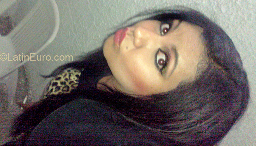 Date this pretty Mexico girl Lizbeth from Guadalajara MX1385